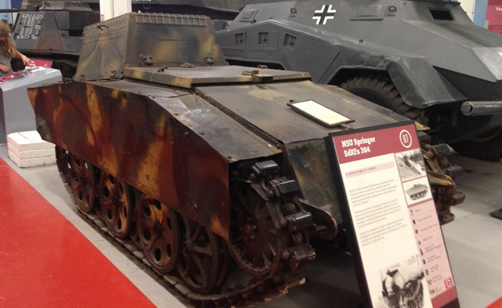"歌利亚炸弹车"从来都不孤独,二战时的遥控坦克可不仅限于一款_腾讯