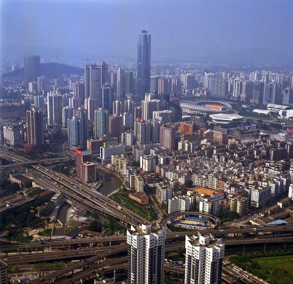 广州各产业经济总量_广州涉外经济学院宿舍