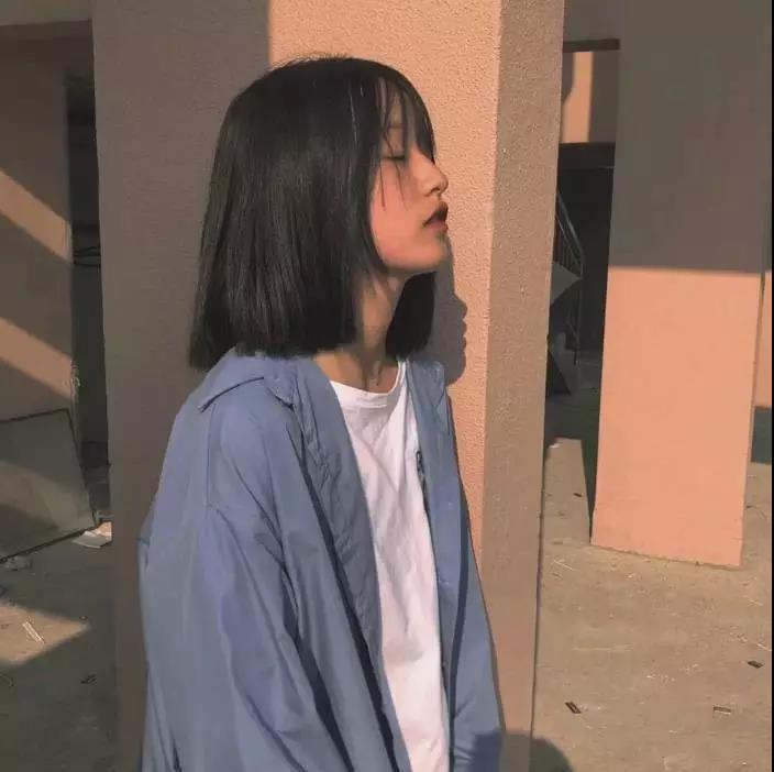 女生头像丨上课晕乎乎 下课蹦蹦跳 干饭嗷嗷叫 考试死