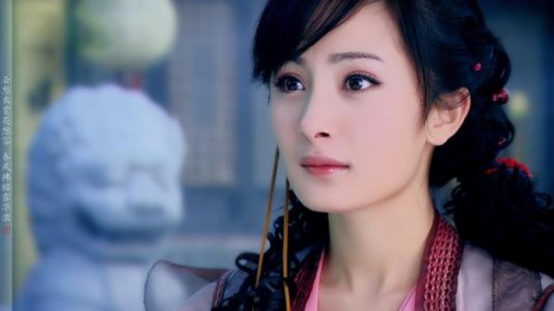 "不务正业"也能火?爱玩游戏被《仙剑三》剧组选中,杨幂"游戏少女"实锤
