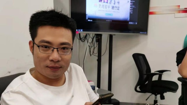 作为pdd在直播圈内的好友,大司马也是非常讲义气,在pdd受到很多质疑时