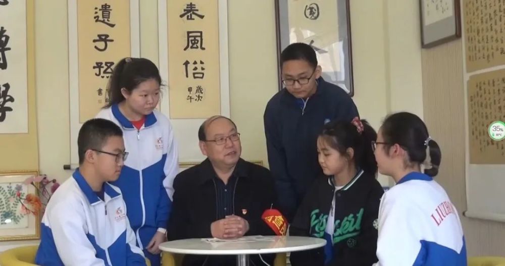 冯振开(北京市密云区第六中学校长北京市特级校长)