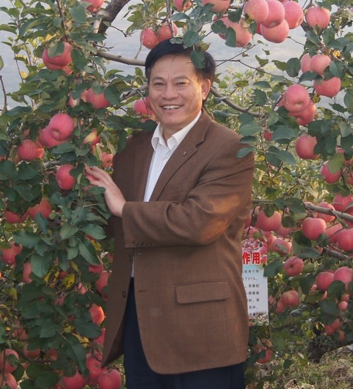 不过,两人提名方式不同,崔洪芝为山东科技大学提名,也是最高奖角逐者