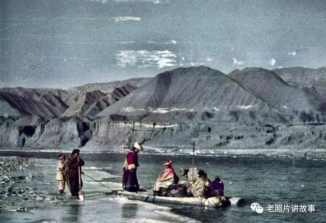 老照片|1933年,青海循化撒拉族妇女