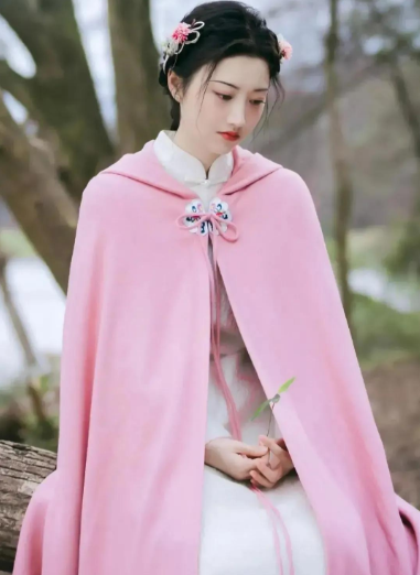 景甜"大女主剧"火了?看她在《司藤》里的"旗袍秀",人间富贵花实锤