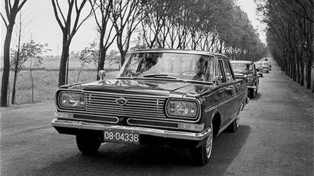 760a和760b是我们最熟悉的老上海 怎么区分这两款车呢?