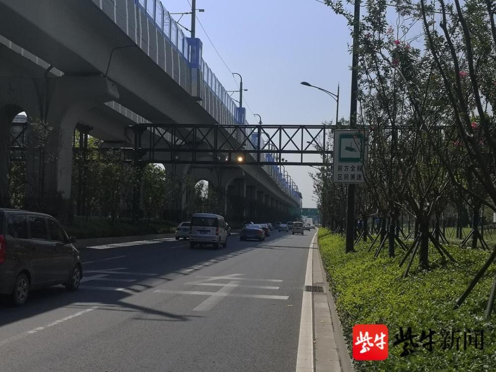 南京江北新区交警加强隐患整改江北大道快速路交通事故大幅下降