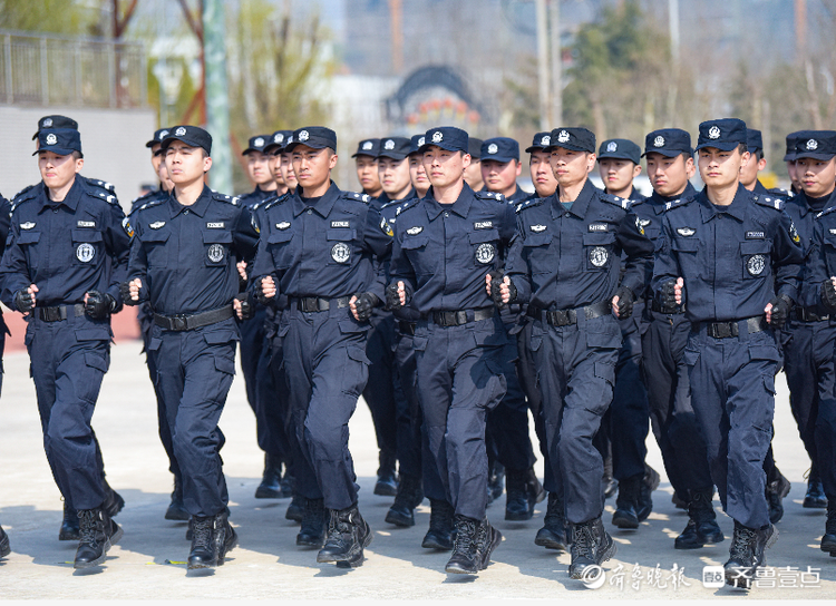 青岛特警启动2021年全警实战大练兵