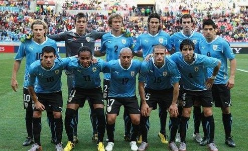 2014乌拉圭当家球星_乌拉圭足球星图片大全_乌拉圭国家队球星