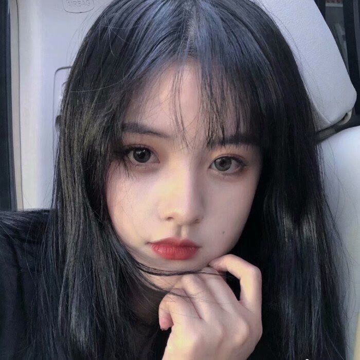 怼脸女生头像