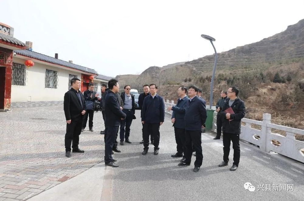 兴县县委书记梁志锋,县委副书记,县长刘世庆,县委副书记梁文壮,县委