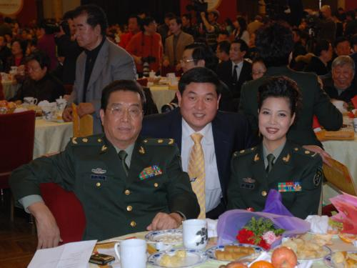 "十大孝子"李天一锒铛入狱后,春晚常客李双江被评"四大名爹"