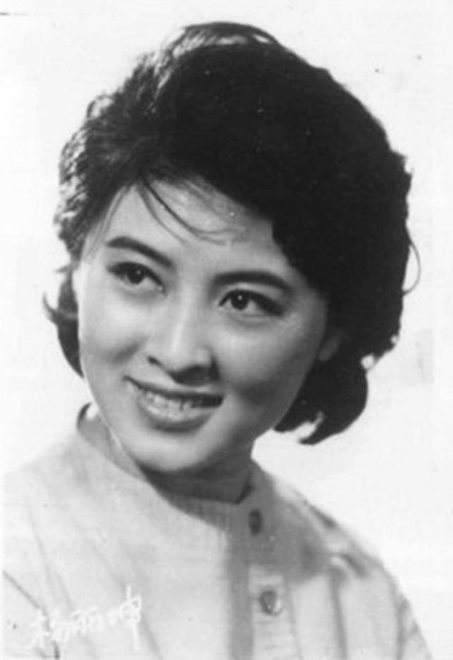 "阿诗玛"杨丽坤的爱情故事,20多岁精神失常,丈夫呵护她后半生