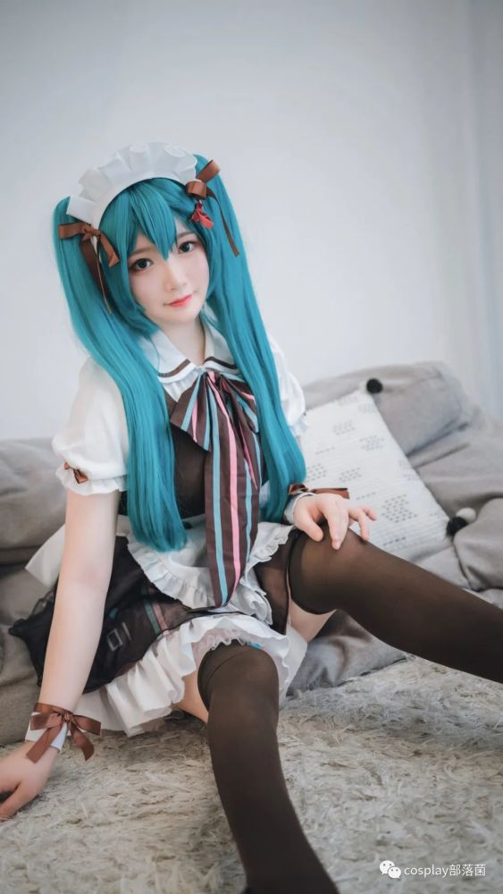 cos:初音咖啡厅女仆cos正片@梦璃