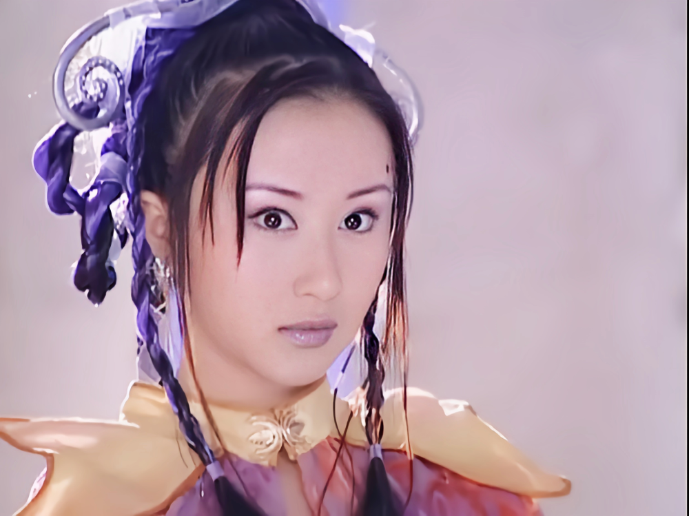 2008年出演《魔幻手机》中的傻妞,如今的她已经有几年没有拍戏了,消失