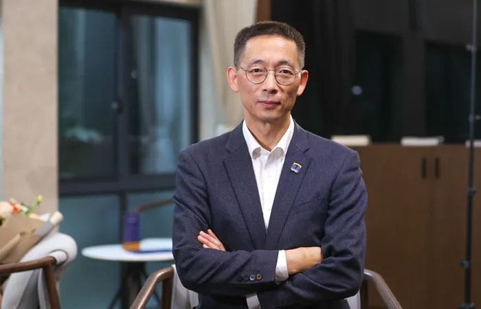 施一公担任西湖大学校长的代价是发表文章创25年新低但我一定会将科研