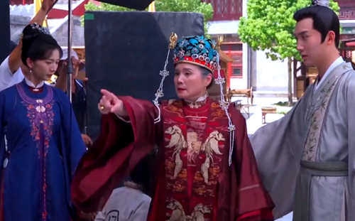 锦心似玉:十一娘为救侯爷顶罪入狱,太夫人穿上诰命服,霸气救儿媳!