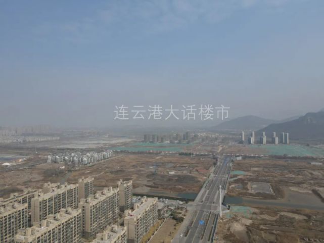 我仔细对比了《2015-2030连云港总体规划》,基本是住宅用地,还有少