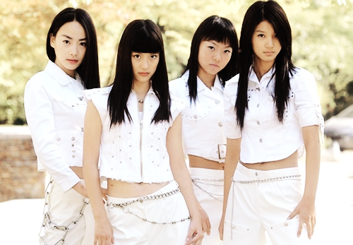 2003年2月6日(一辑)成 员:李英贤,李智英,朴敏慧(12年退出,尤娜欣