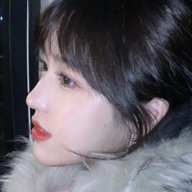 女生头像|和姐妹见面的朋友圈文案|都市丽人