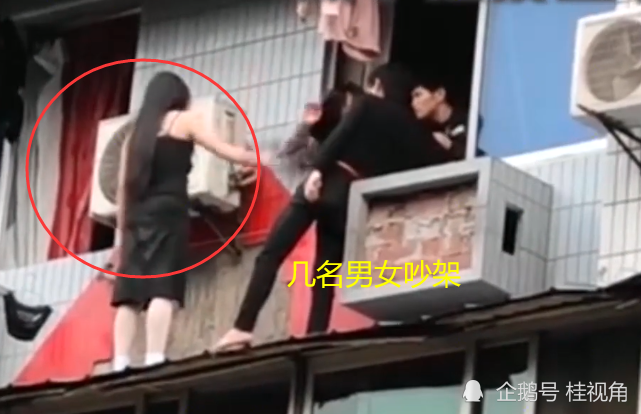 重庆一女子站在窗外与人发生争执不慎坠楼意外无处不在