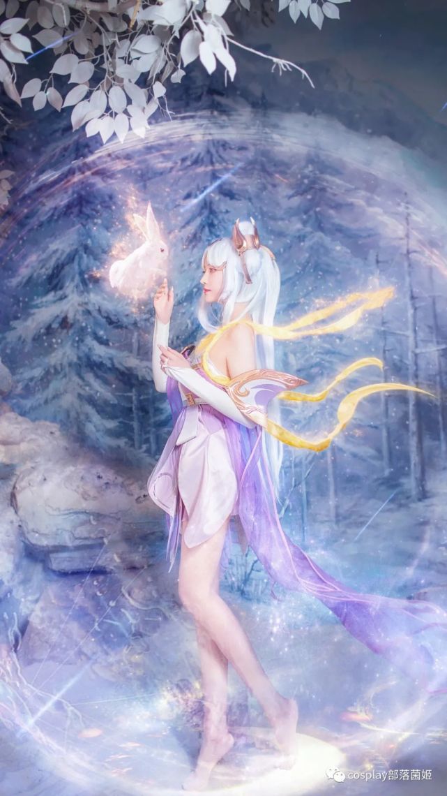cos:王者荣耀嫦娥cos正片@露儿大魔王,我们,以温柔驱遣强者