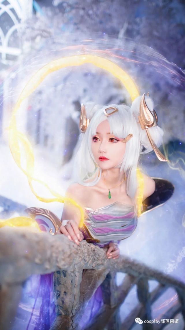 cos:王者荣耀嫦娥cos正片@露儿大魔王,我们,以温柔
