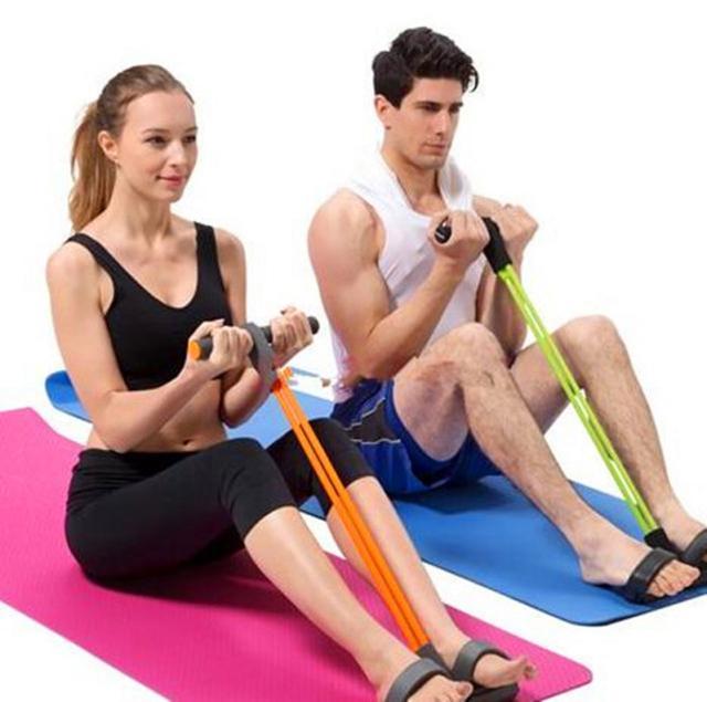 如何用脚蹬拉力器锻炼手臂,这几个动作,让你紧致肌肉甩掉蝴蝶袖