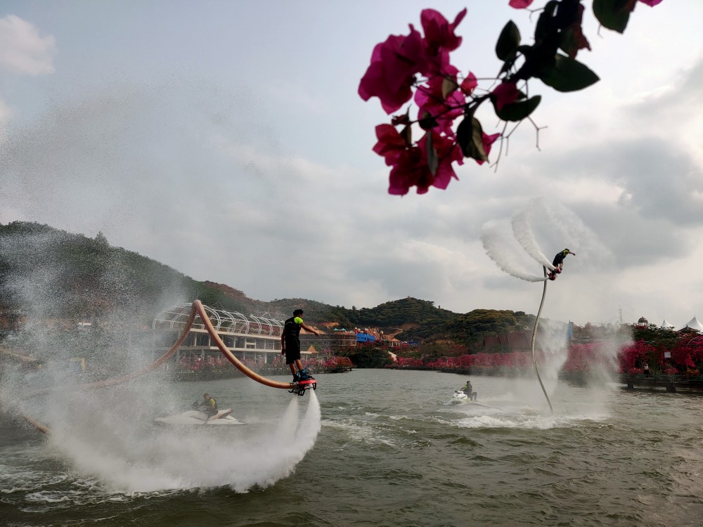 欢乐粤龙山空中飞人,惊险刺激好玩