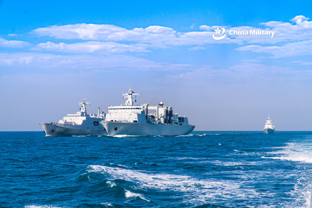 造舰大潮下,中国海军将如何"亮舰"?"东控西进"或成可能