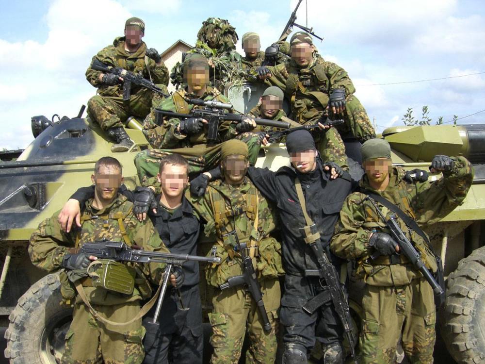 谁在卢甘斯克和顿涅茨克为俄罗斯和乌克兰而战