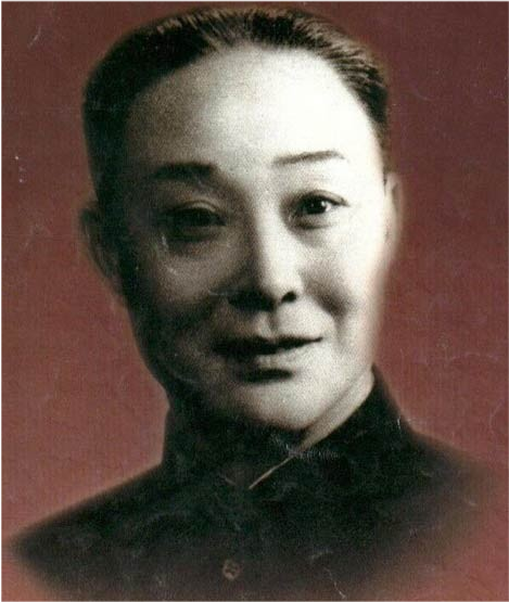 与梅兰芳齐名的荀慧生:被父亲卖了两次,遭恶师压榨,终