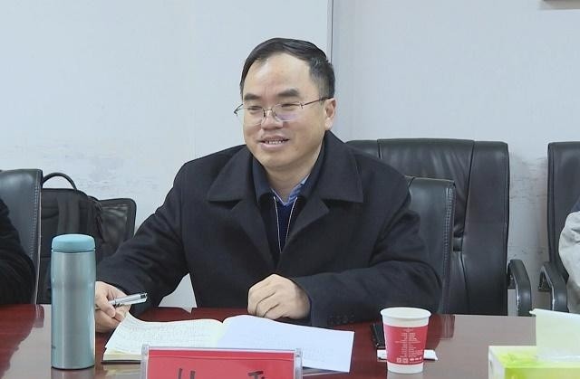 华新水泥股份有限公司来冷水江市考察