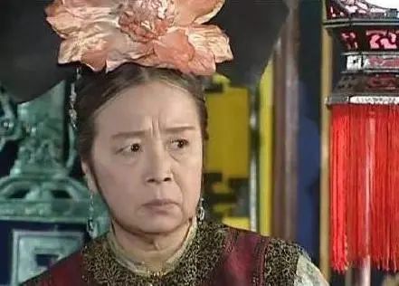 容嬷嬷年轻时竟是校花以为是开玩笑看到照片网友可演香妃