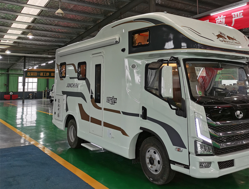 c本开轻卡房车,大厨大卧,售价39.8w,这样的骏驰巨蟹座可还行?