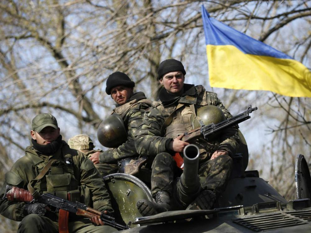 边境局势一触即发乌克兰大军猛烈轰炸北约精锐抵达战斗前线