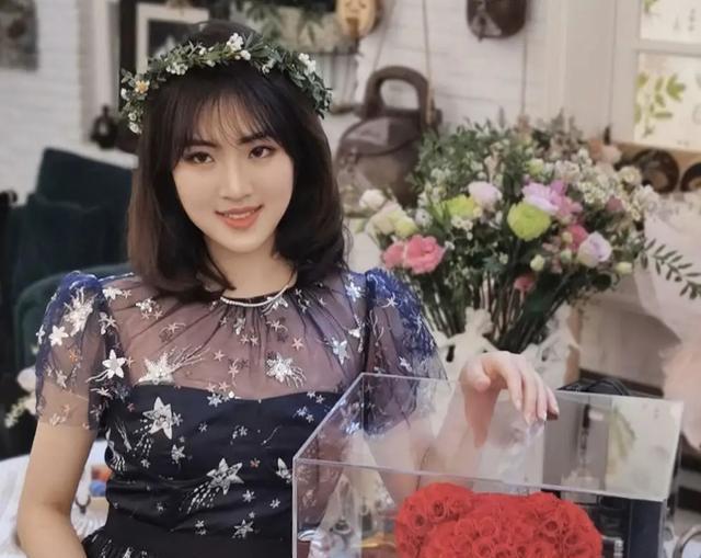 华为老总的女儿_华为老总二女儿(3)