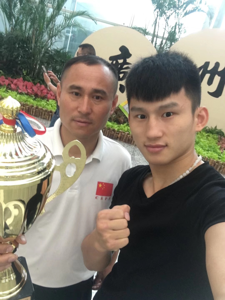 李进良,李联邦父子在父亲的教诲下,李联邦以砀山酥梨