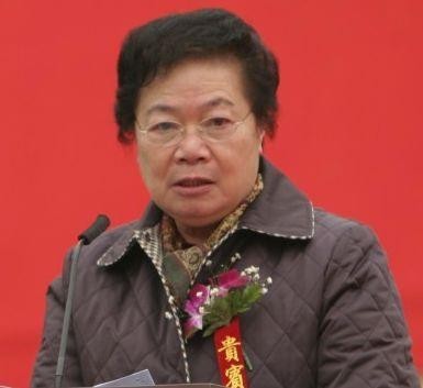 聂力首个被授中将的女将军丈夫是上将父亲是元帅让人敬佩