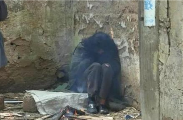 中国最懒的人,从小到大不干活,父母去世后23岁那年饿死家中