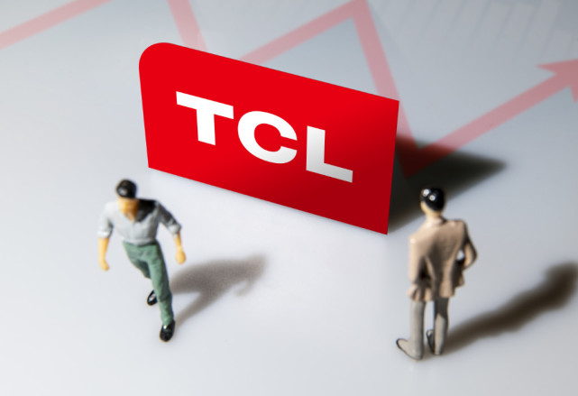 TCL科技：TCL华星折叠屏出货量目前居全球第二