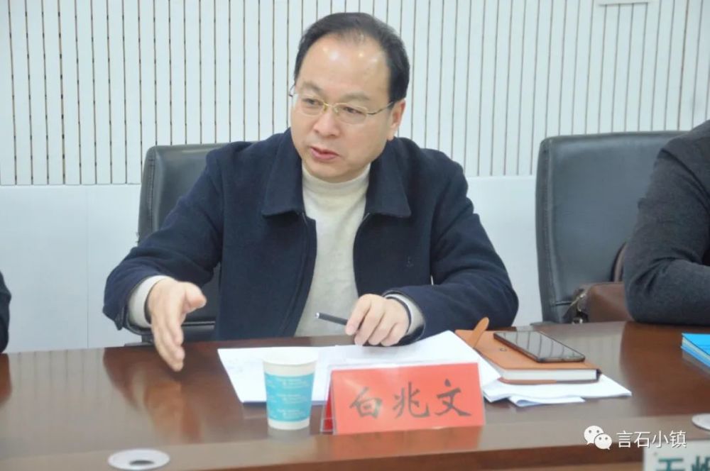 演艺,特色美食街,景观大道等生活配套,便民,利民,惠民,是镇平的新地标