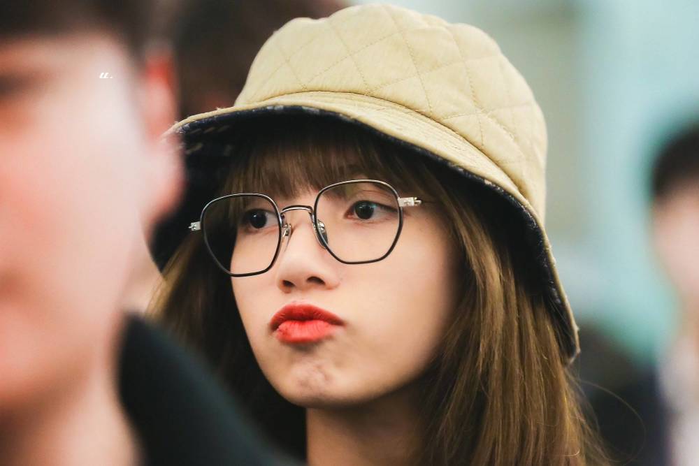 blackpink戴眼镜,blackpink全员戴眼镜 当blackpink全员戴上眼镜