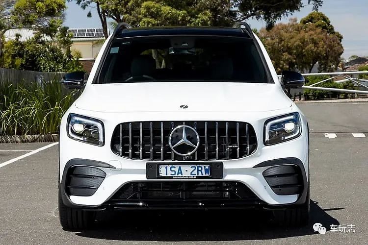 2021款奔驰amg glb 35:小型7座高性能suv