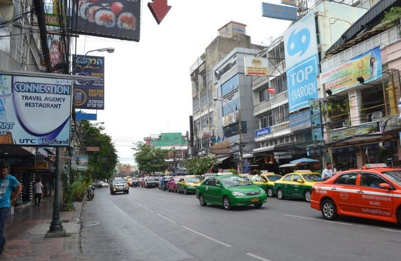 泰国曼谷考山路:背包客的天堂,便宜又好玩,泰国的地标街道!
