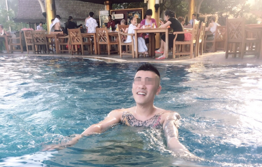 西北君君与王伦宝现身长沙想"捞金",他俩黑料实在太多了