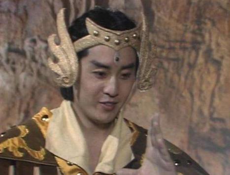 "二郎神"李建华英俊不输焦恩俊,娶90版《封神榜》纣王