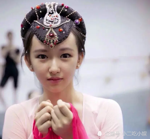 程潇亲妹妹即将选秀出道?长大后颜值不如小时候_腾讯新闻