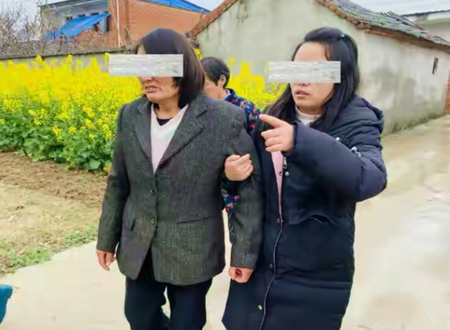 安徽29岁女子携儿女跳楼,死前遭家暴欲离婚被劝回,丈夫失联遗体无法