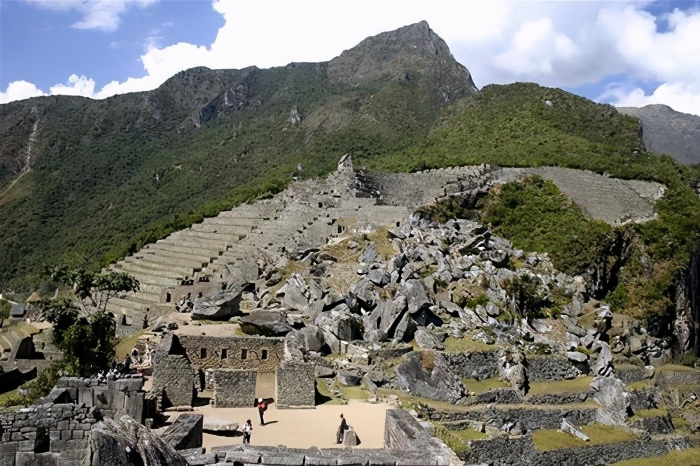 秘鲁被遗弃的古城被称为世界奇迹隐藏在山中的秘境之美